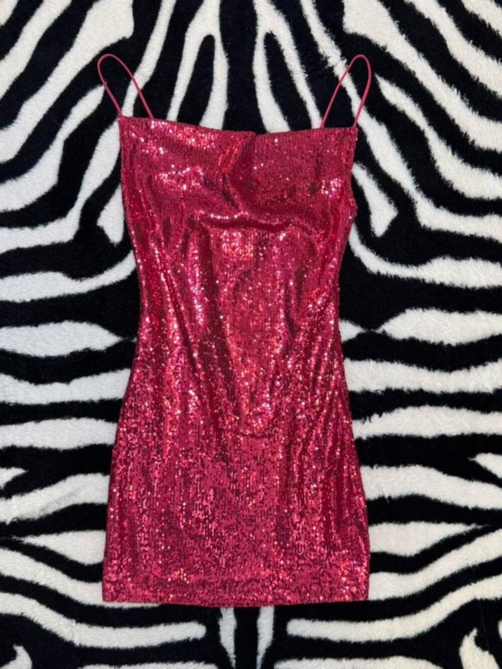 MOTEL Barbie Metallic Pink Benia Sequin Mini Party Dress Y2K Size Small - Picture 3 of 5